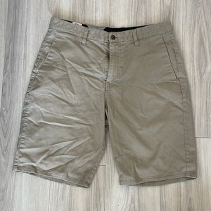 Like New Volcom khaki shorts